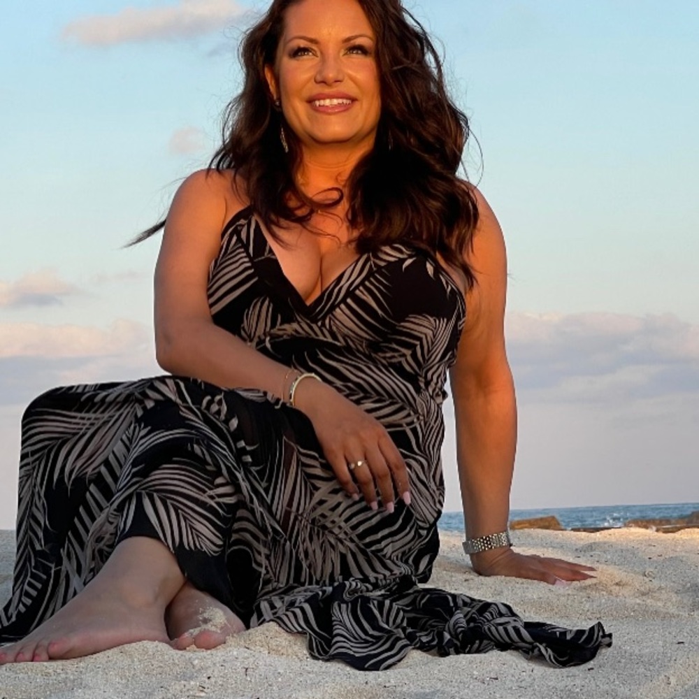 Meet your Posher, Leila